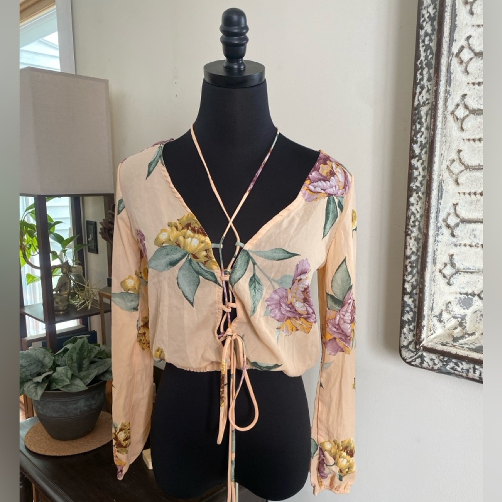 Fashion Nova Peachy Pink Tie Front Long Sleeve Blouse